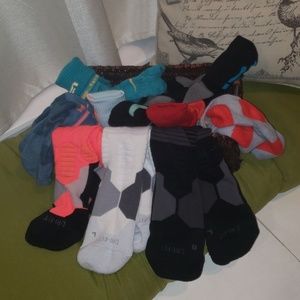 10 Pairs of NIKE basketball socks!